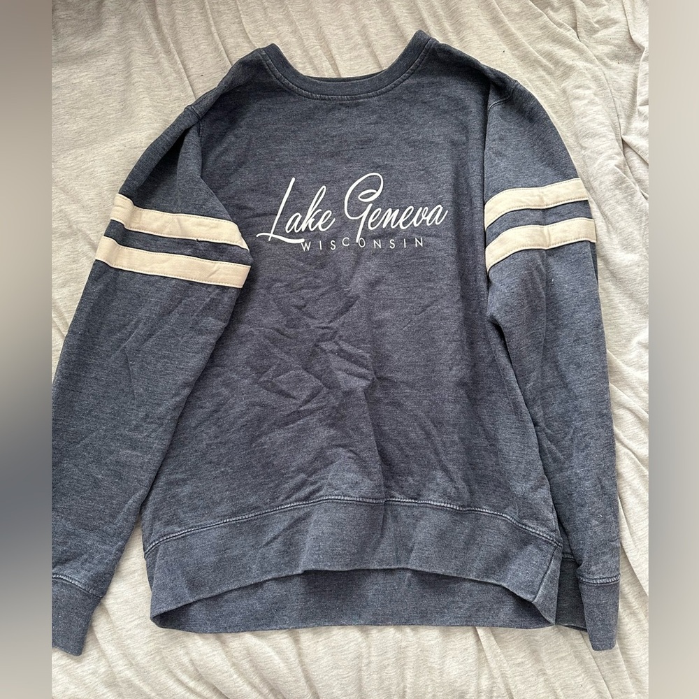 U.S Vintage Lake Geneva crewneck. Size Medium